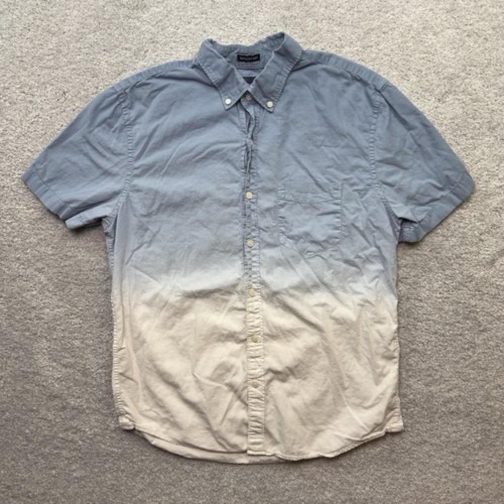 American Eagle Seriously Soft Blue White Ombre Short Sleeve Button Down M